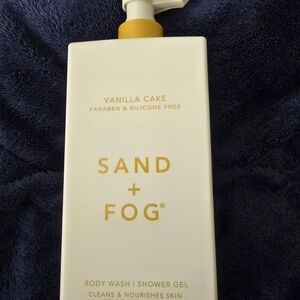 Sand + Fog Vanilla Cake Body Wash 32oz NWT VIRAL HARD TO FIND